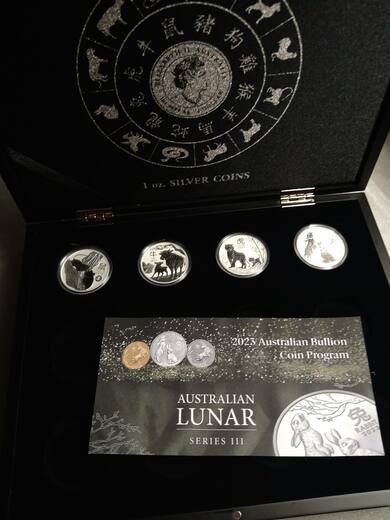 Perth Mint sada 4 ks 1oz mincí lunární série "LUNAR III" v etui